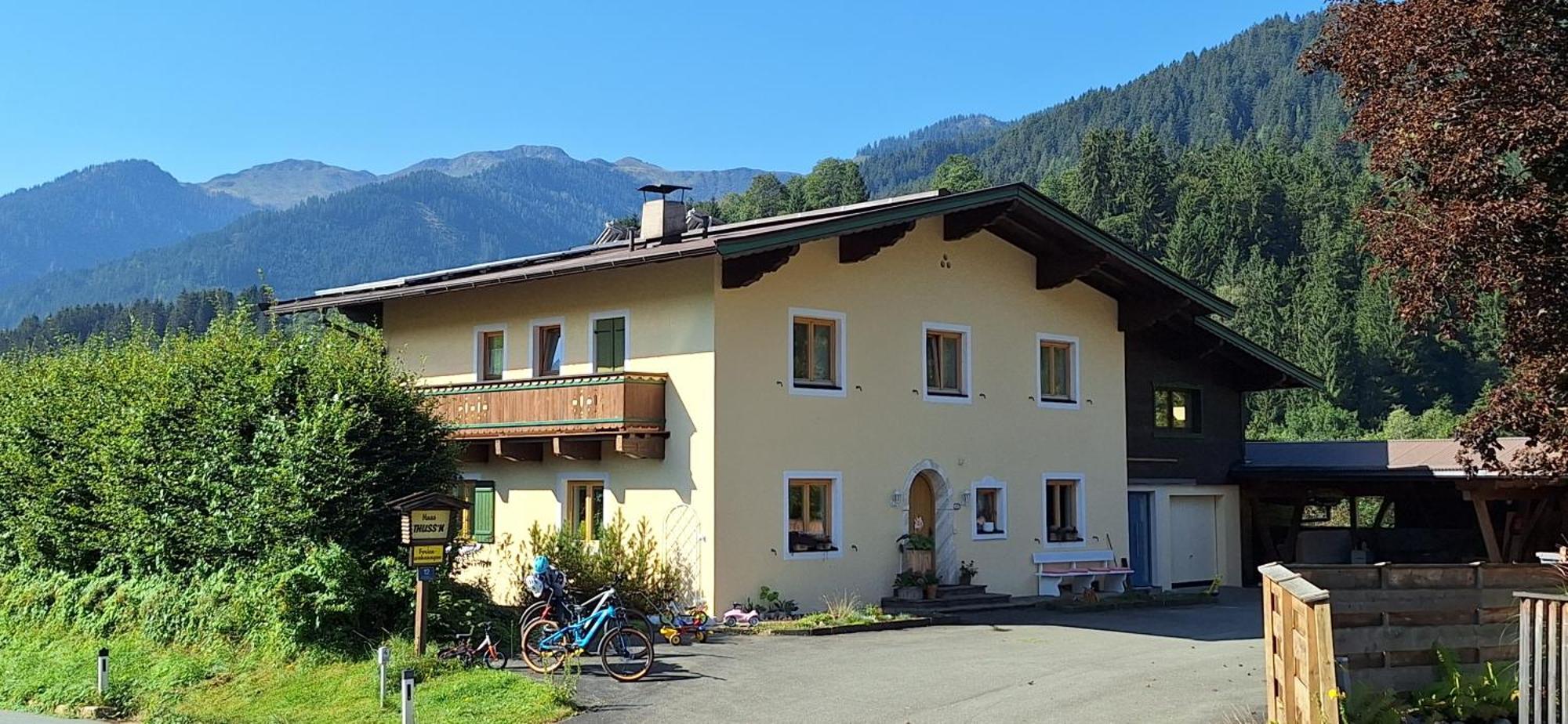 Apartmenthaus Thussn, Cozy & Quiet Location, Hiking & Mtb, เคิร์ชแบร์ก อิน ทิโรล ภายนอก รูปภาพ
