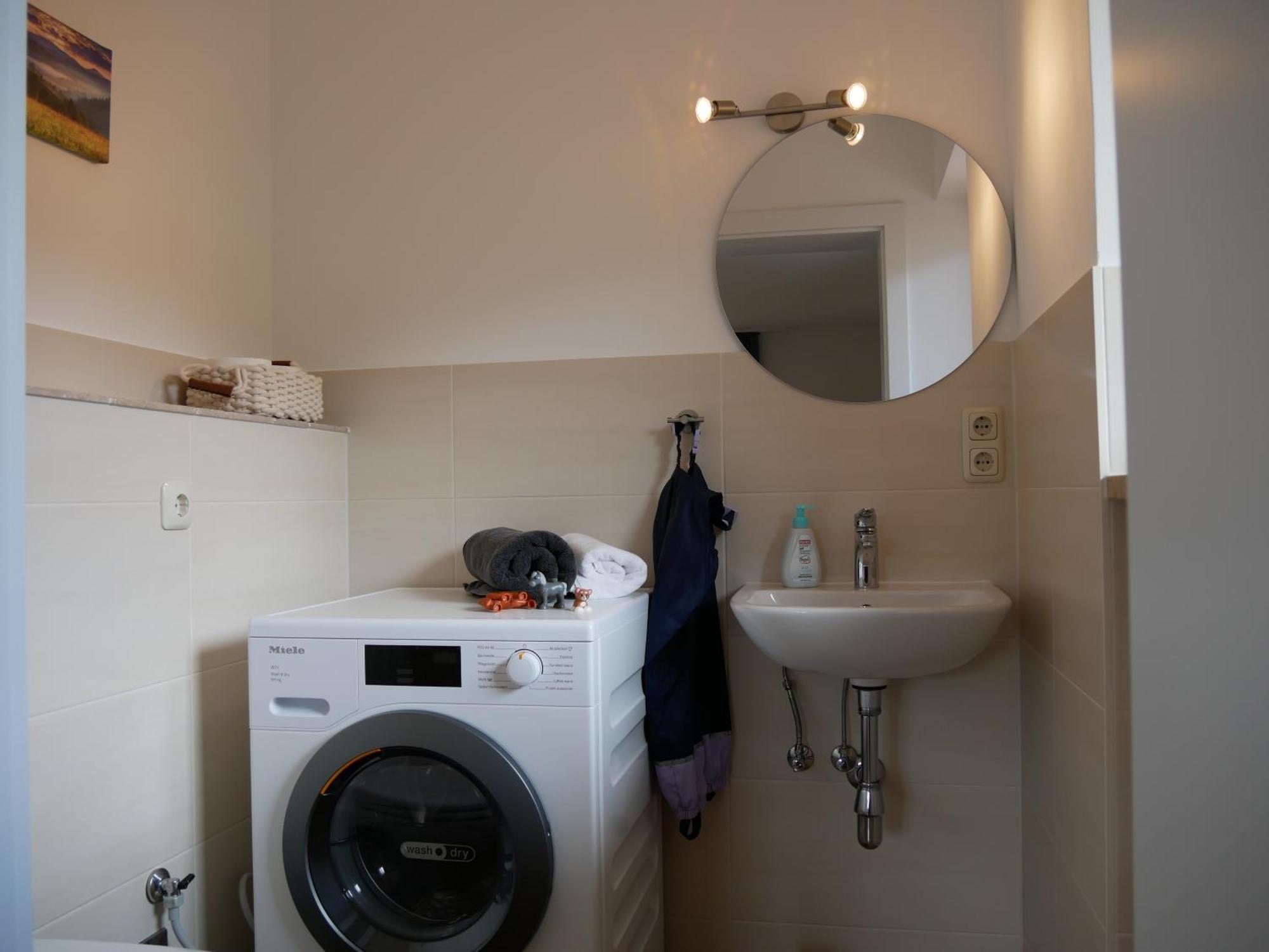 Apartmenthaus Thussn, Cozy & Quiet Location, Hiking & Mtb, เคิร์ชแบร์ก อิน ทิโรล ภายนอก รูปภาพ
